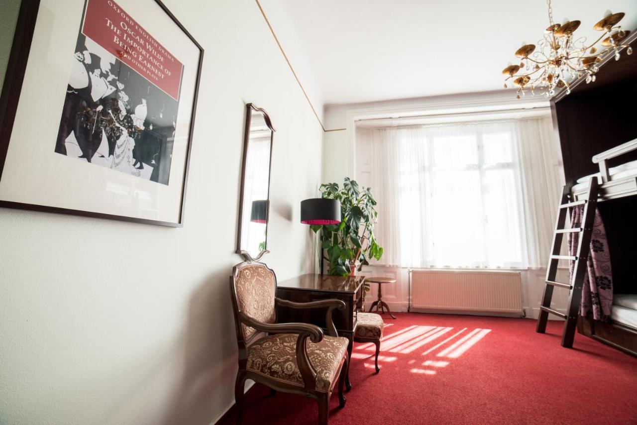 Vienna Boutique - Premium Hostel Exterior photo